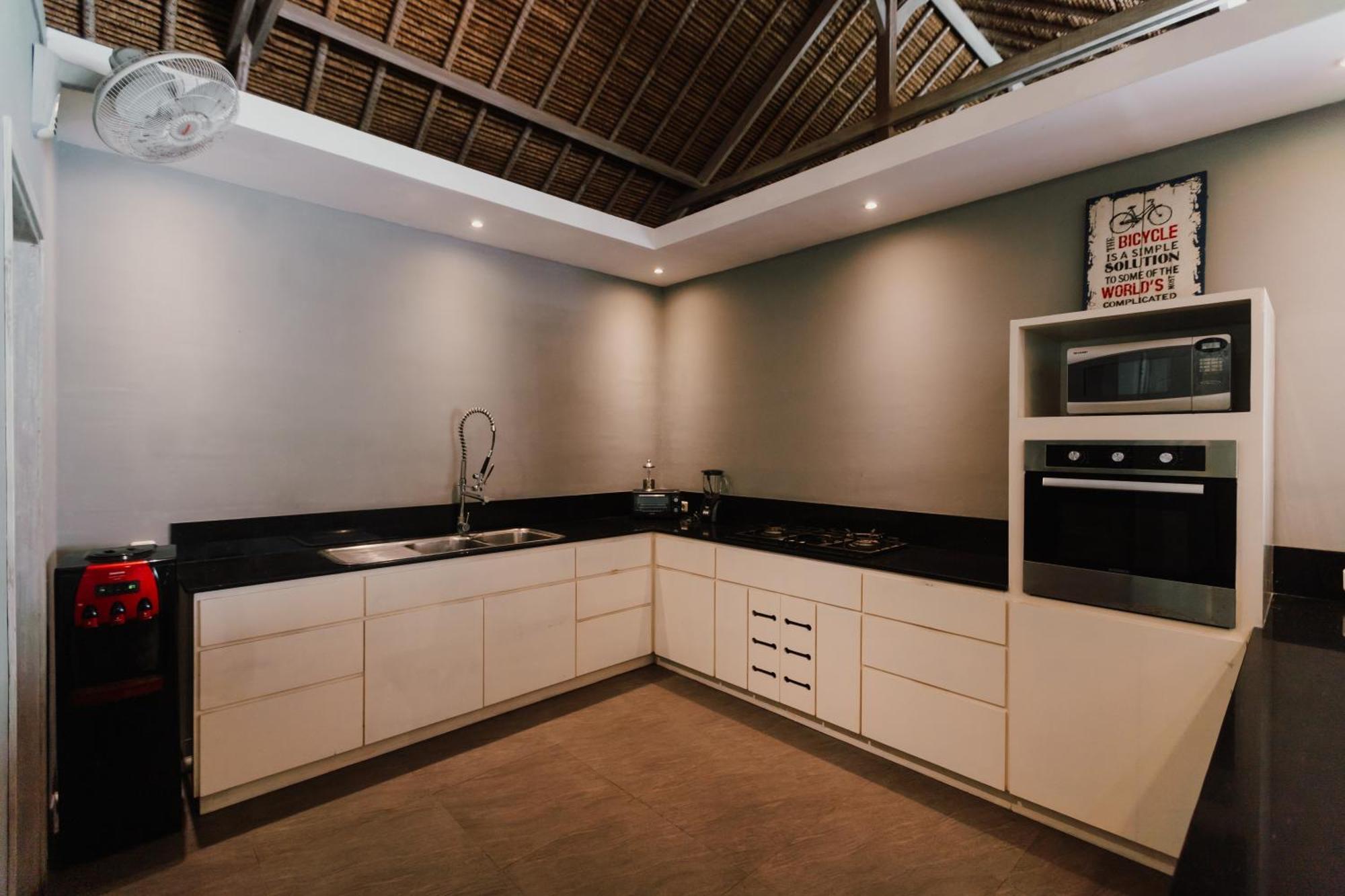 Maylie Bali Villa & Bungalows 캉구 외부 사진